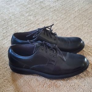 Mens shoes